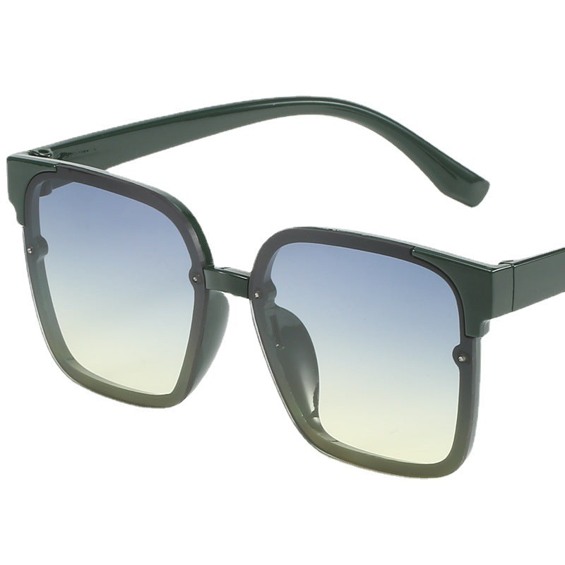 Women modern square sunglasses with UV protection and sturdy frame Stornfield