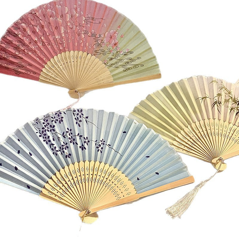 Handcrafted fan with floral design Stornfield