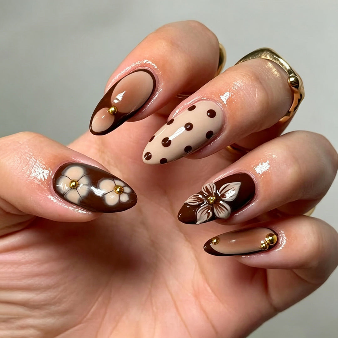 Elegant Floral-Inspired Stiletto Press-On Nail Art Set Stornfield