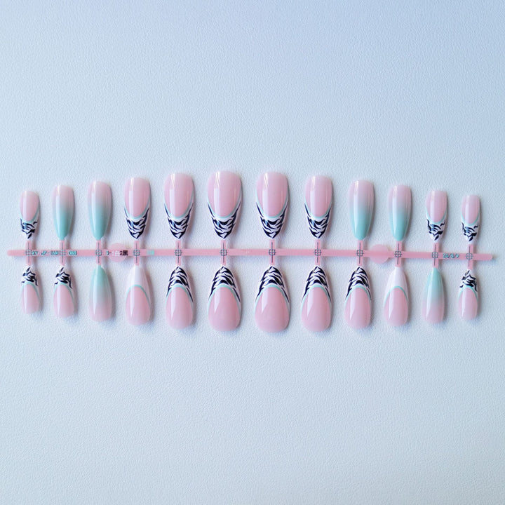 Artistic Nail Art Set