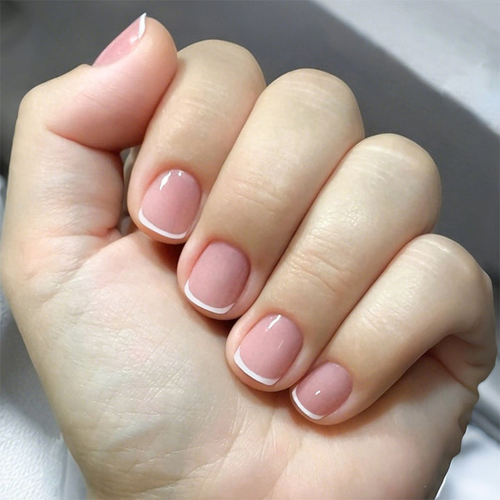 Acrylic nail set with elegant, high-gloss nails Stornfield