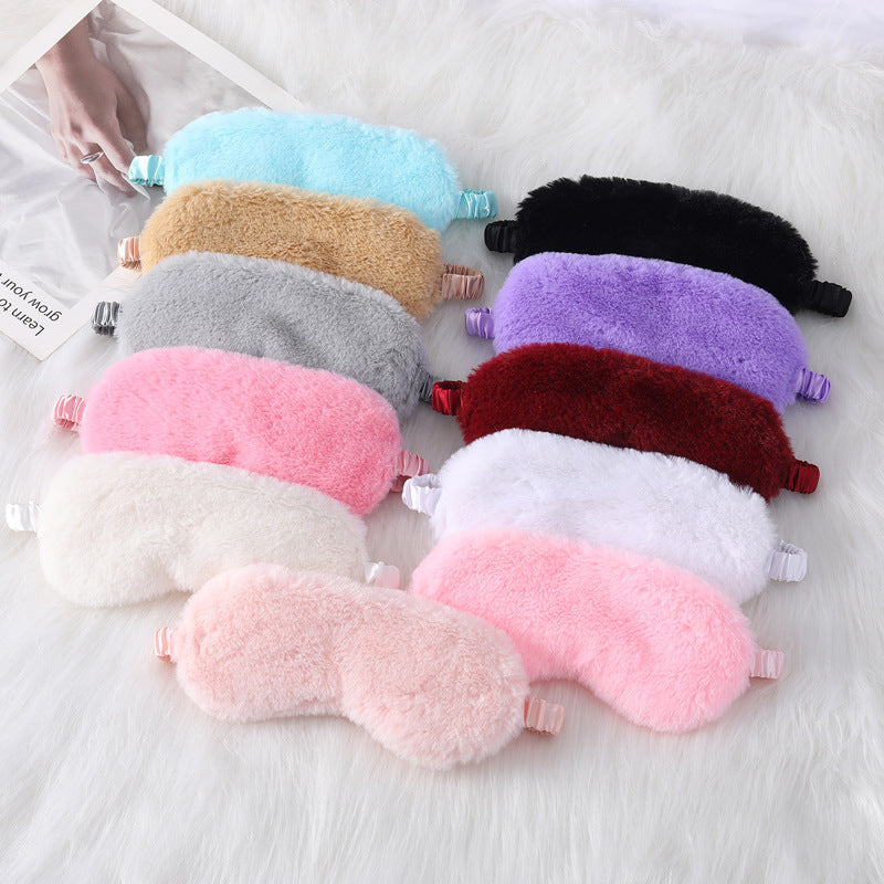 Women's fluffy ergonomic eye mask with adjustable satin band and soft faux fur cover Stornfield