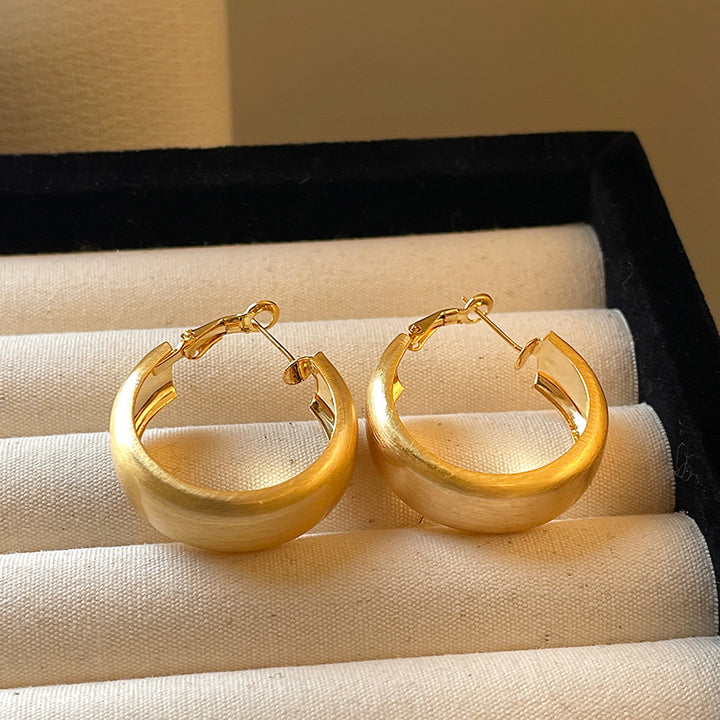 Elegant and Modern Creoles Made of High-Quality Metal Stornfield