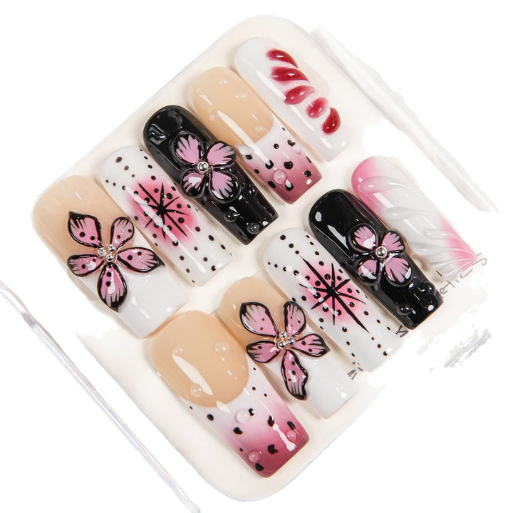 Artistic Decorative Press-On Nail Art Set
