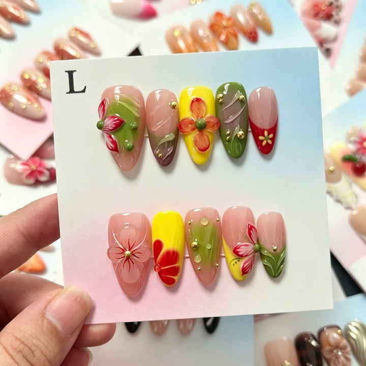Artistic Floral Press-On Nail Set  1791773627