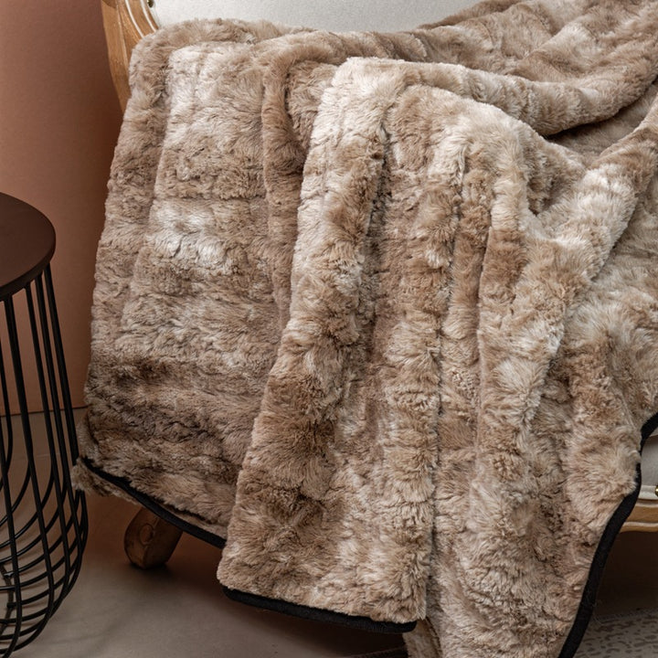 Women Cozy Blanket with Velvety Surface Stornfield