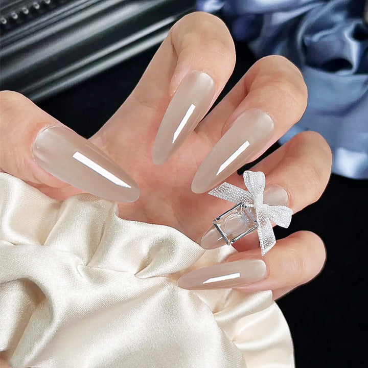 Elegant artificial nail tips with a glossy finish Stornfield