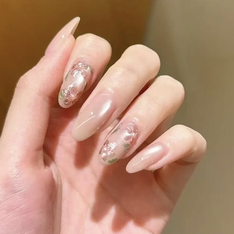 Elegant Floral Accent Press-On Nail Set