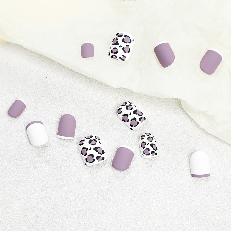 Glamorous nail art with elegant leopard patterns and gradient Stornfield