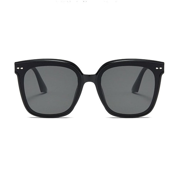 Women Oversized Sunglasses with modern, contrasting design Stornfield