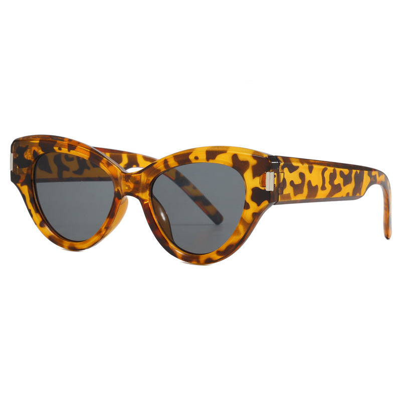 Ladies Cat-Eye Sunglasses with modern, eye-catching design Stornfield