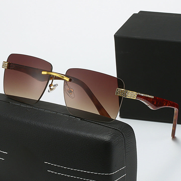 Ladies fashionable sunglasses in elegant square design Stornfield