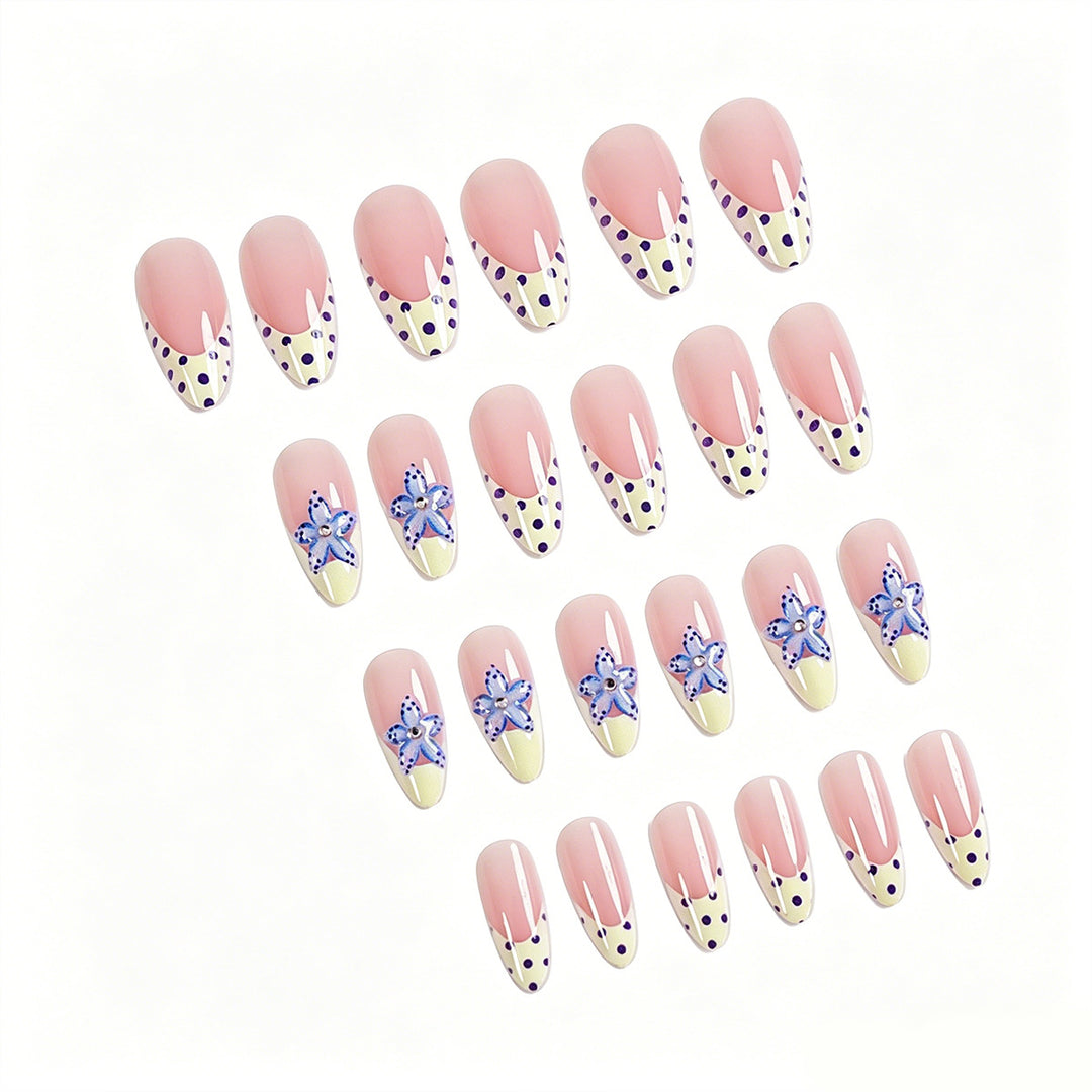 Women’s Decorative Nail Art