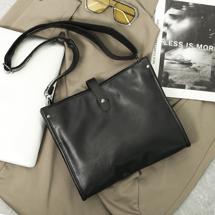 Elegant and Versatile Shoulder Bag Stornfield