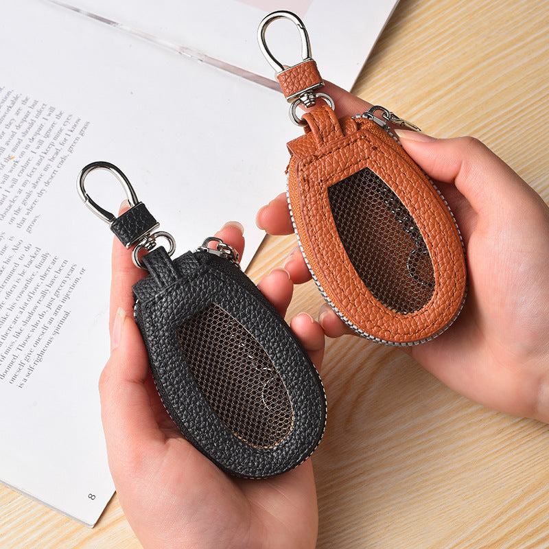 Textured Leather Coin Pouch with Clip Stornfield