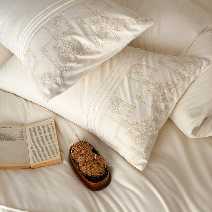 Embroidered Pintuck Cotton Duvet Cover Bedding Set with Decorative Pillow Shams
