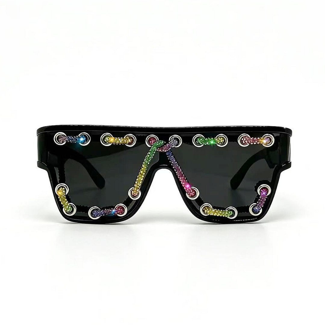 Ladies sunglasses with extravagant design and decorative chain embellishment Stornfield