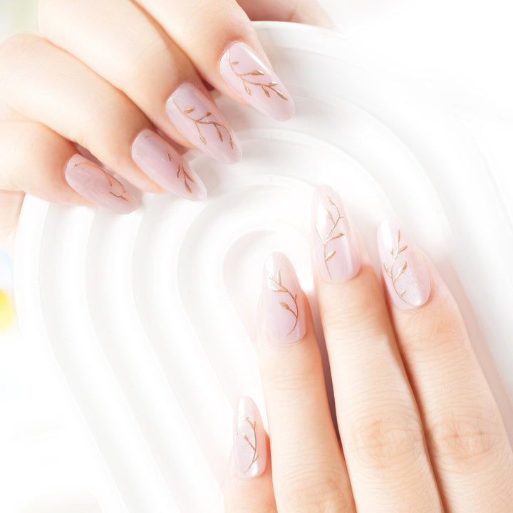 Elegant Botanical Press-On Nail Art Stornfield