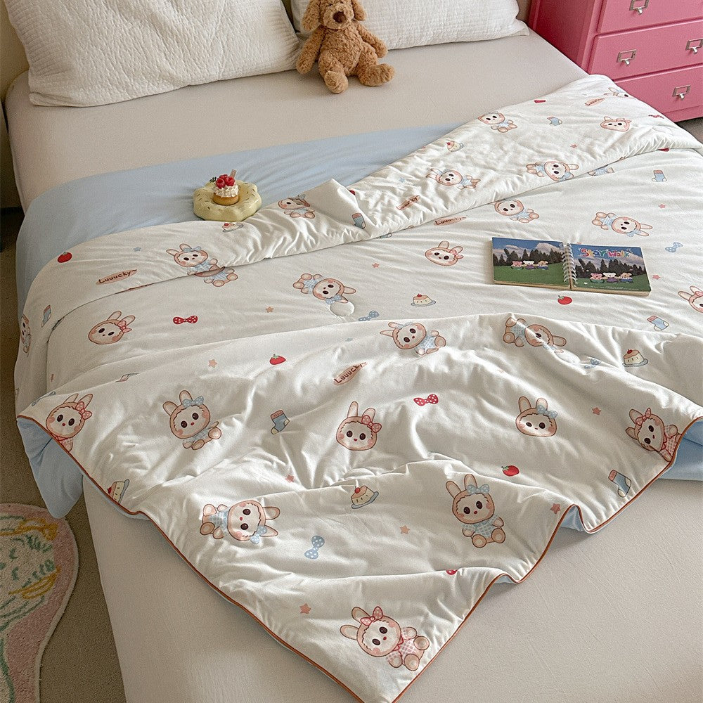 Quilted children's comforter with cute animal print and light microfiber filling