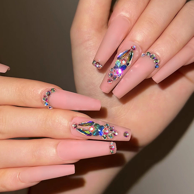 Artificial nails with rhinestone embellishments Stornfield