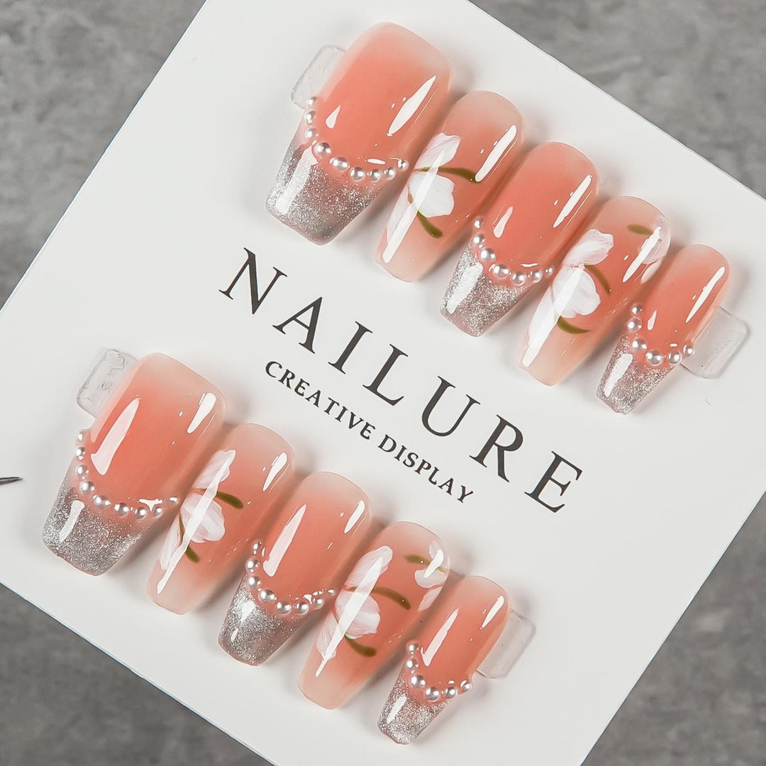 Decorative Press-On Nail Set with Floral and Glitter Accents