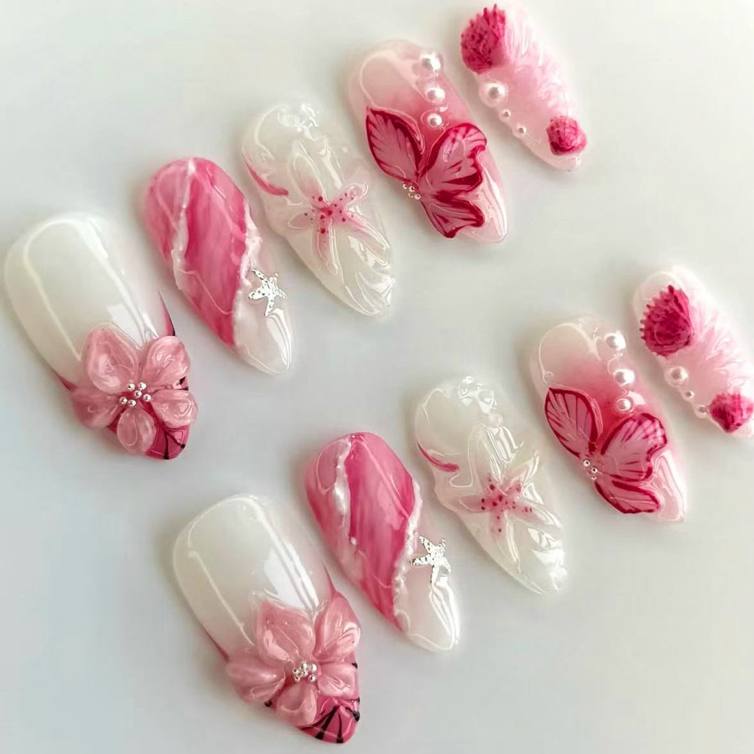 Artistic Press-On Nail Art Set with Floral Accents 1790746131