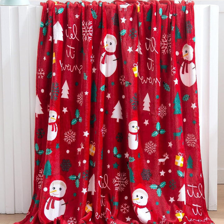 Festive Santa-Themed Plush Fleece Blanket