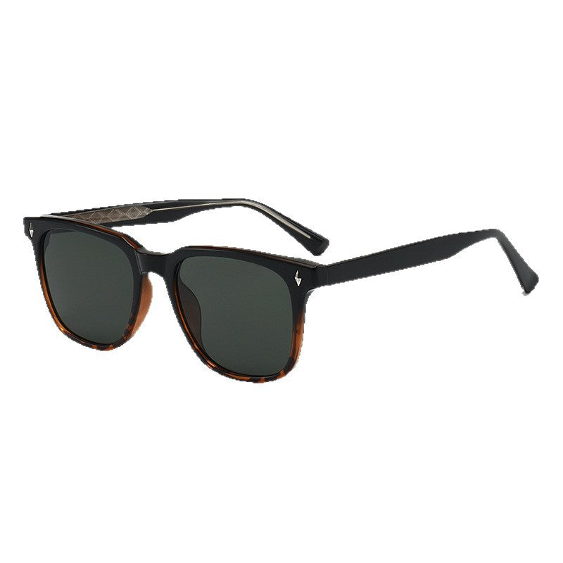 Women's fashionable sunglasses with stylish and sturdy frame Stornfield