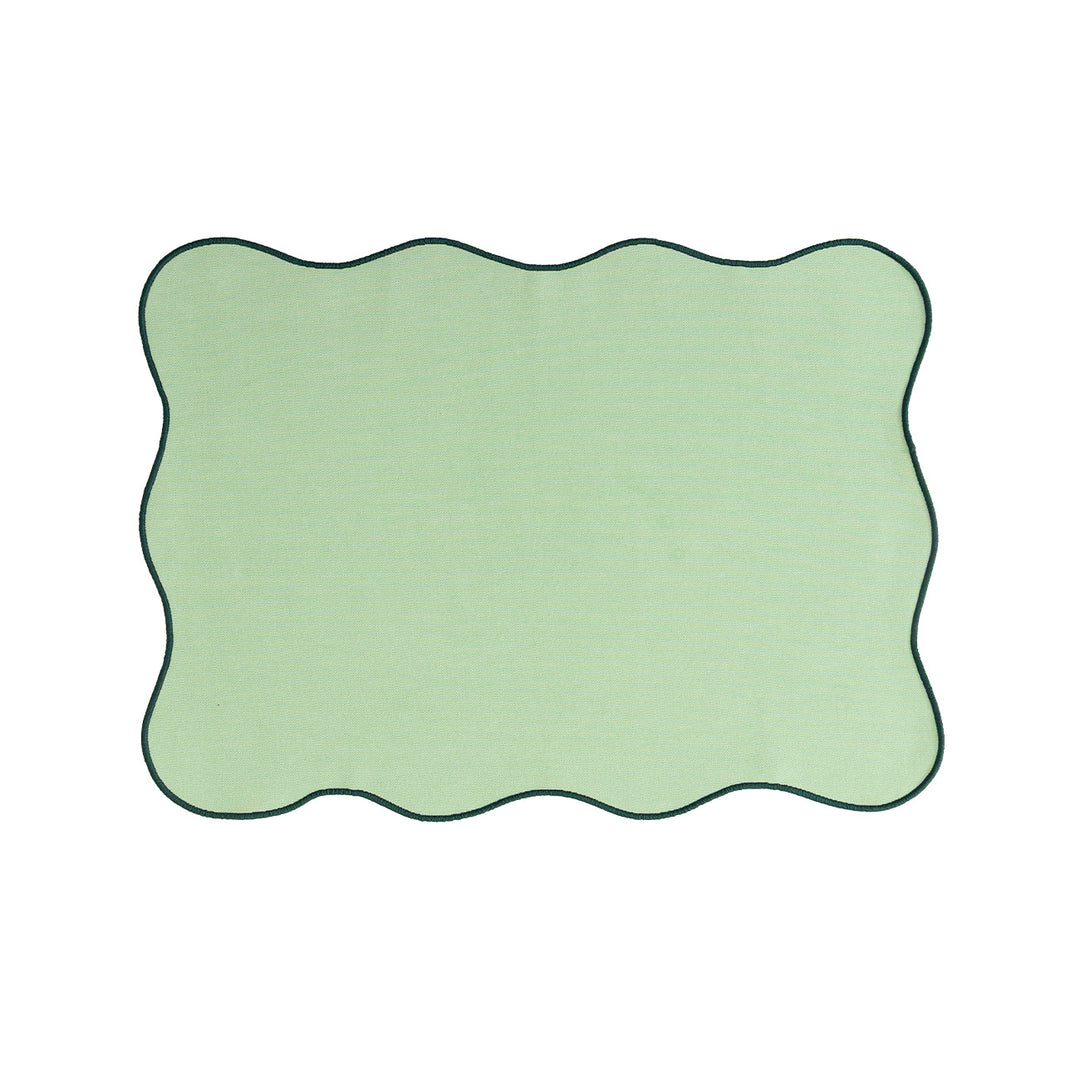 Table mat made of microfiber with wavy hem
