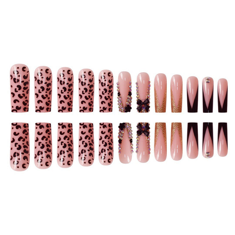 Glamorous Press-On Nail Art Set with Rhinestone and Leopard Accents Stornfield
