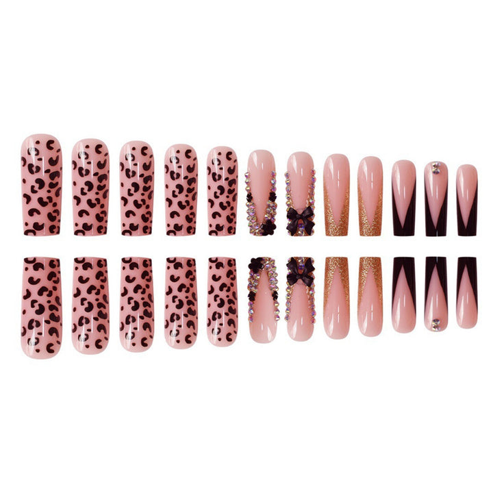Glamorous Press-On Nail Art Set with Rhinestone and Leopard Accents Stornfield