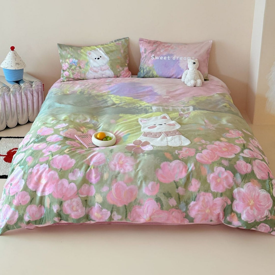 Floral Watercolor Cat Appliqué Duvet Cover Bedding Set with Reversible Pillowcases