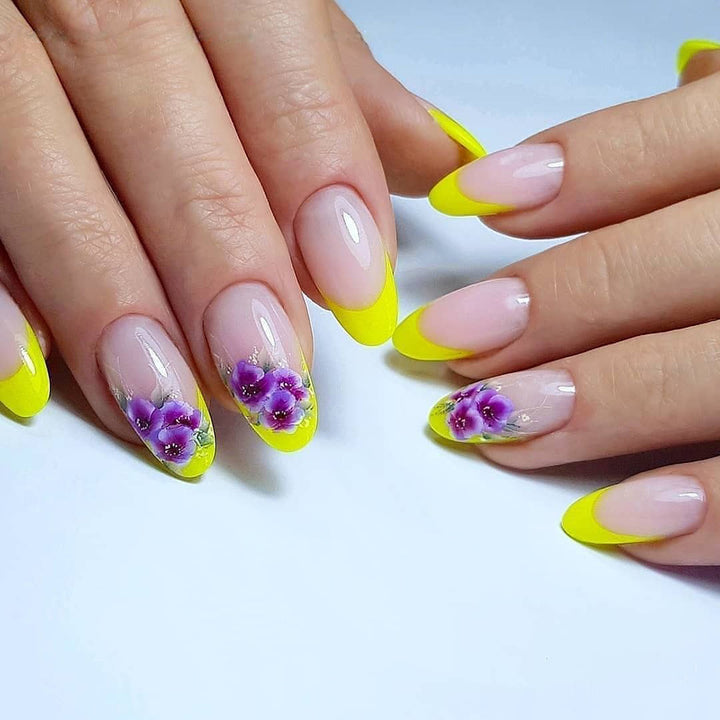 Artificial nails with exclusive spring design Stornfield