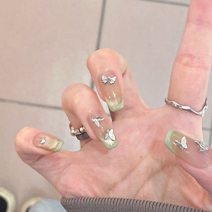 Elegant Artificial Nails with Butterfly Design Stornfield