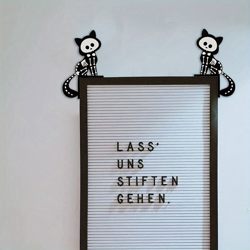 Filigree Halloween shelf hanger set with motif silhouettes for wall and shelf overhangs