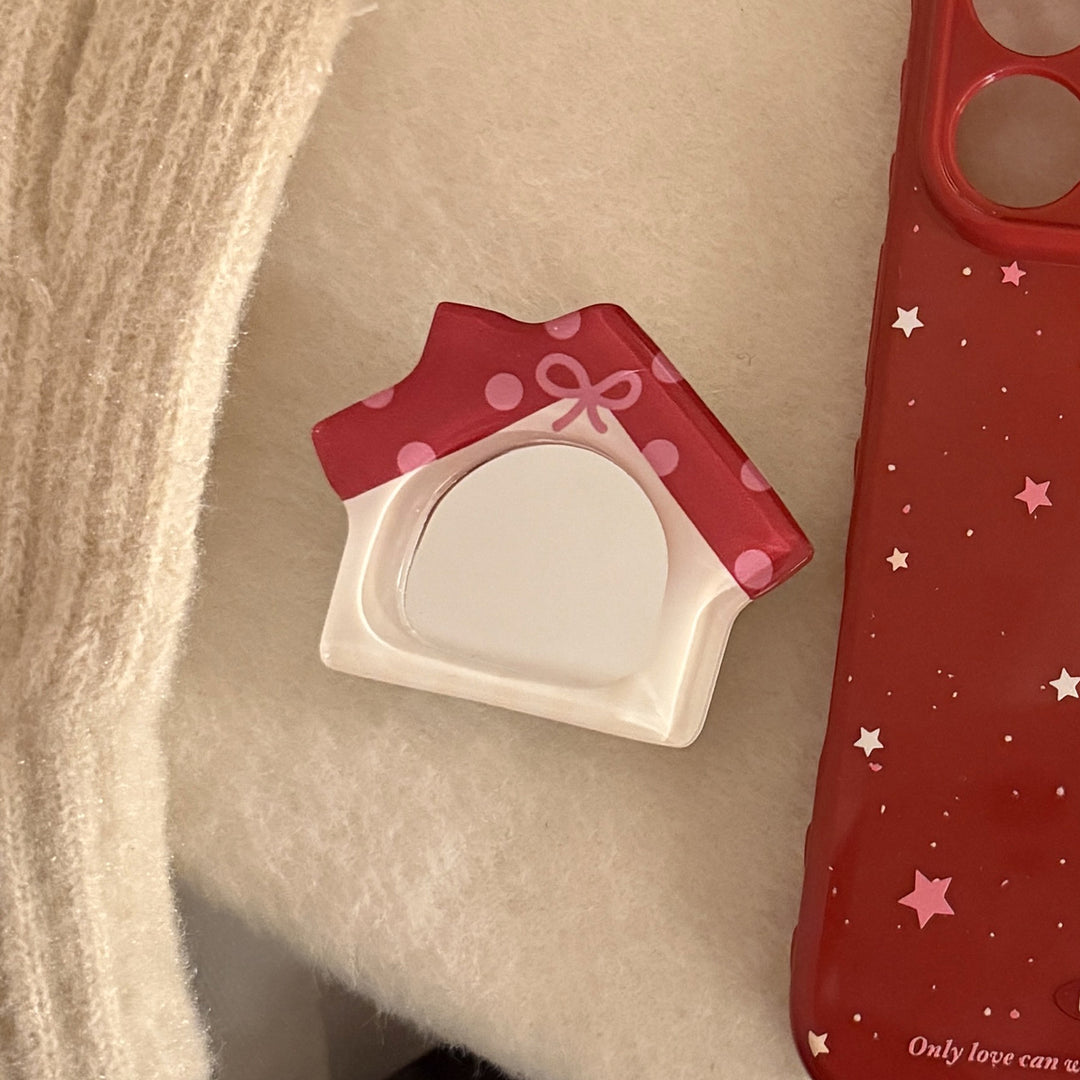 Hand mirror in cute house design Stornfield
