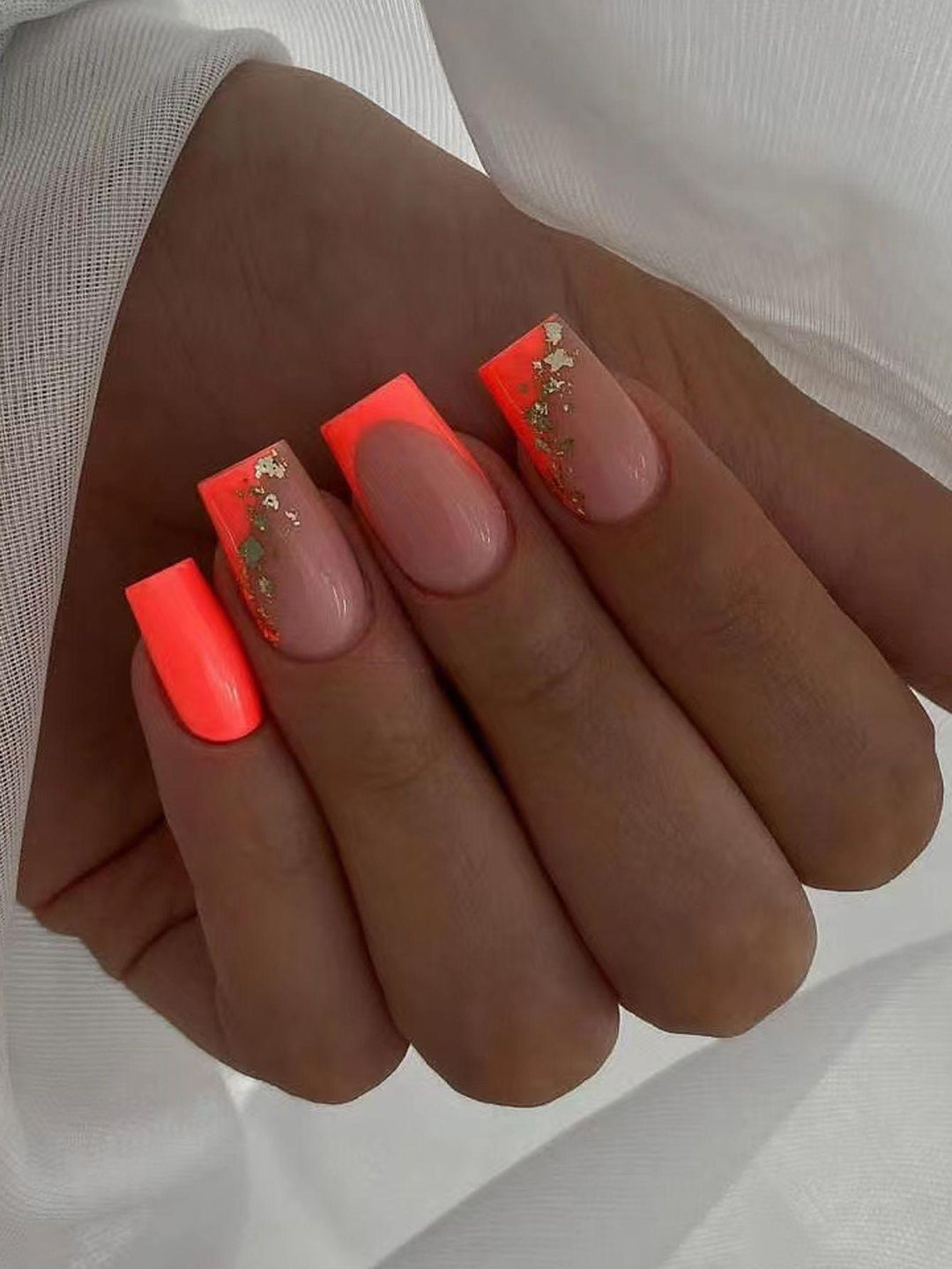 Elegant Glitter French Tip Nail Art Stornfield