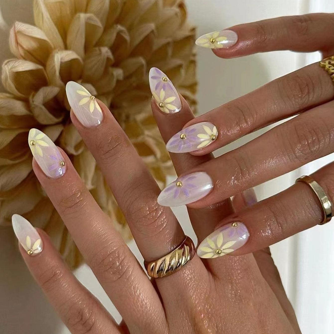 Elegant Floral Acrylic Nail Art