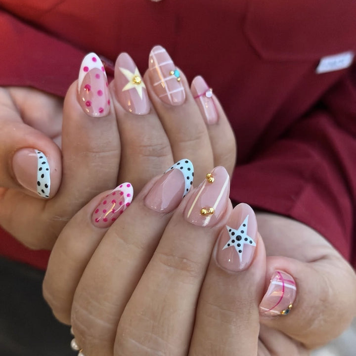 Artistic Decorative Press-On Nail Set 1790746064