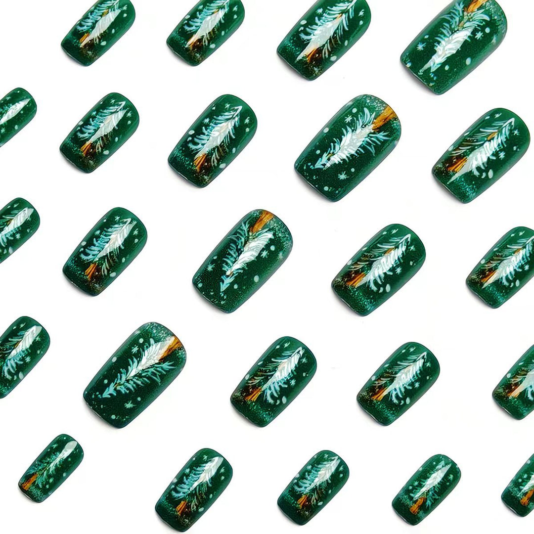 Artificial Nails in Festive Christmas Tree Design Stornfield
