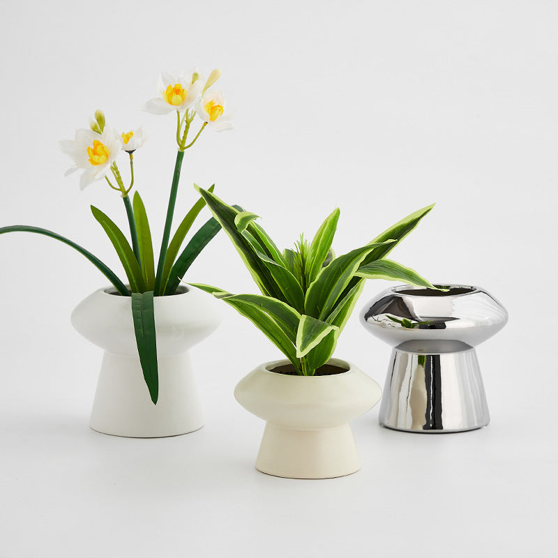 Decorative table accessory Stornfield