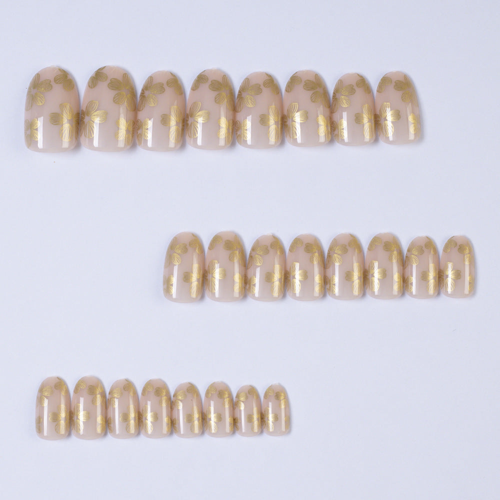 Artificial Nails in Delicate Flower Design Stornfield