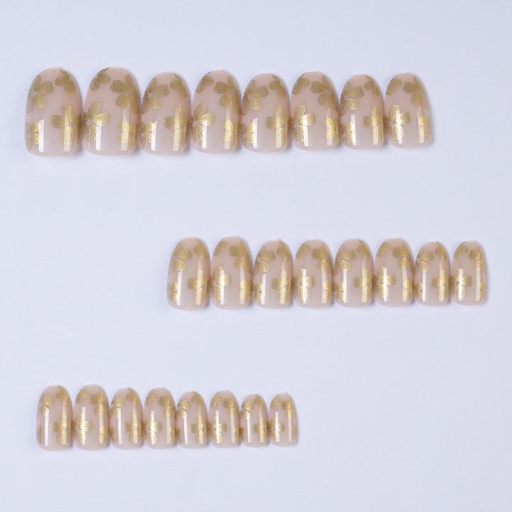 Artificial Nails in Delicate Flower Design Stornfield