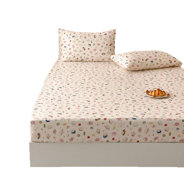 Children's fitted sheet with elastic all-around hem and cute dog print