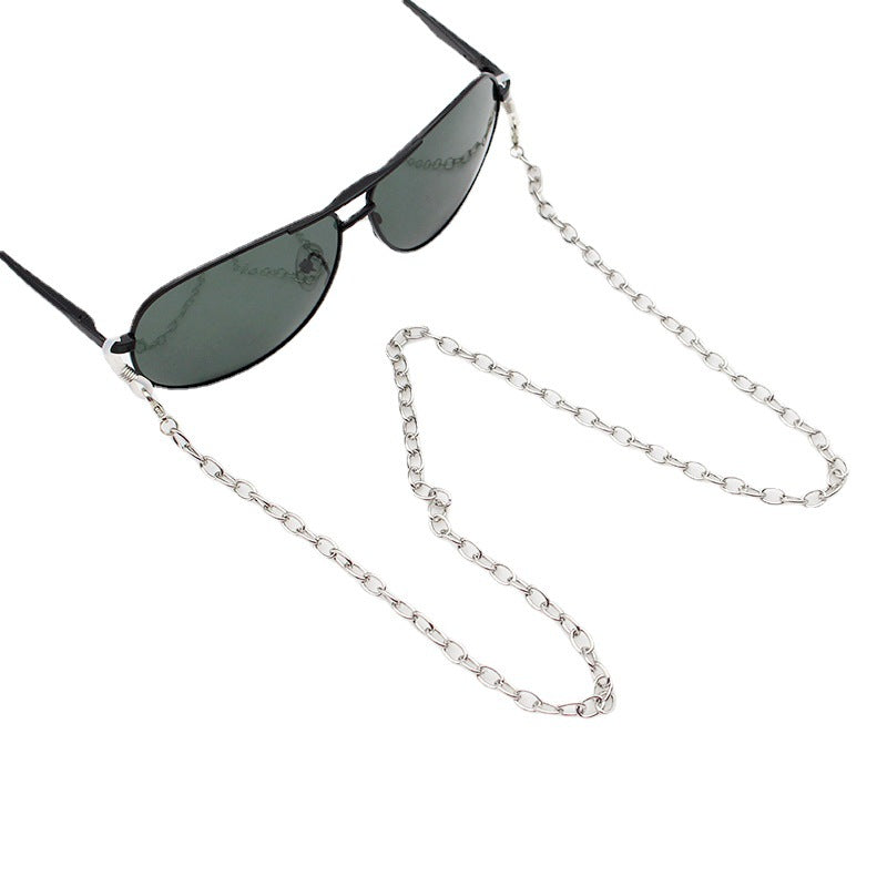Elegant Pearl-Linked Eyewear Chain Stornfield