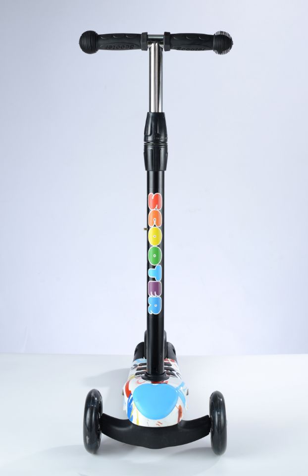 Stylized Three-Wheel Kickboard Scooter Stornfield
