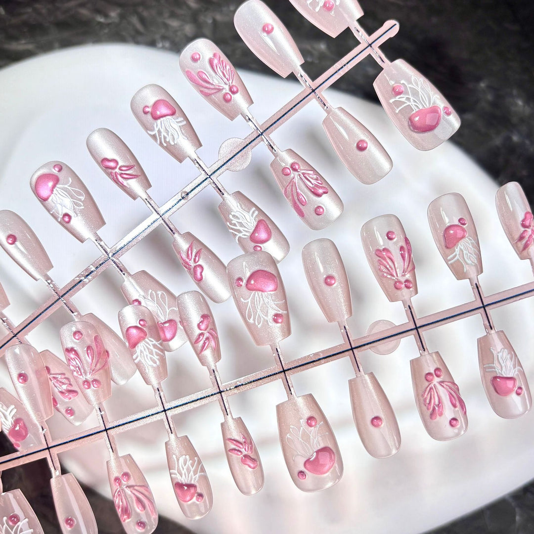 Artistic Jellyfish-Themed Press-On Nail Set