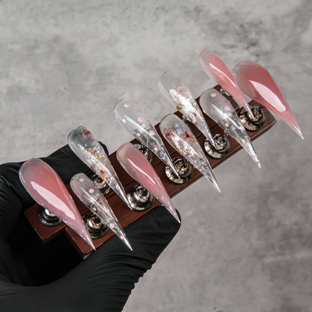 Stiletto Press-On Nail Art Set with Stylish Metallic Accents