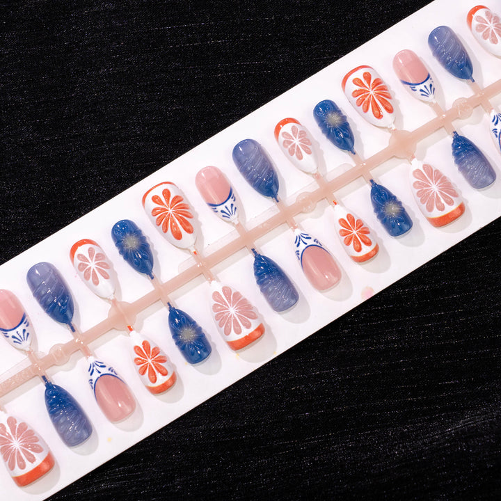 Creative Floral Press-On Nail Set