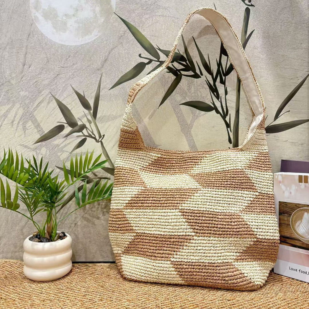 Handcrafted crossbody bag with geometric pattern Stornfield